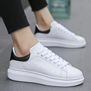 Men Casual Shoes Light Comfort Flats Shoes  New Fashion Classic White Shoes Outdoor Sneakers Big Size Couple Shoes